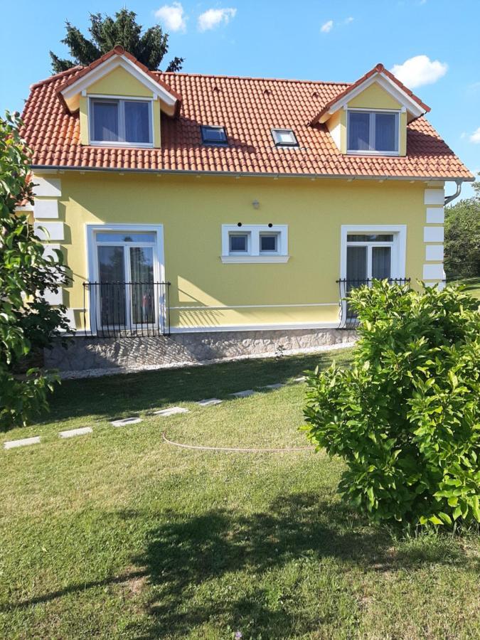 Kondics Apartmanhaz Sárvár Dış mekan fotoğraf