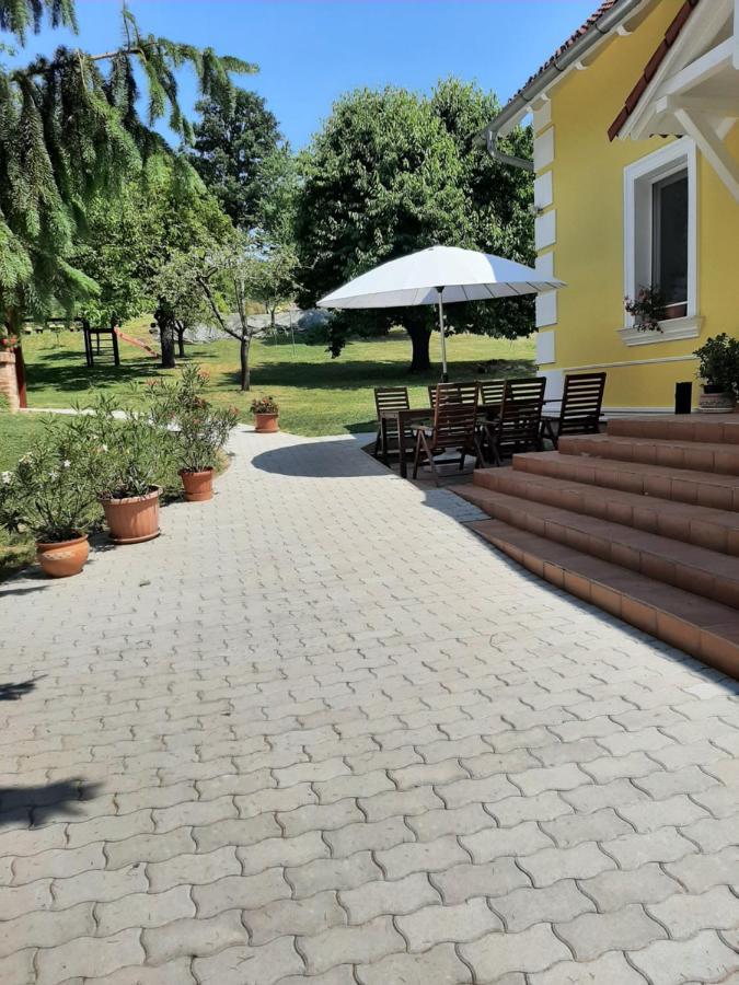 Kondics Apartmanhaz Sárvár Dış mekan fotoğraf