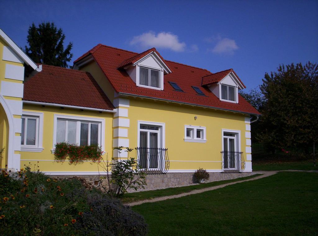 Kondics Apartmanhaz Sárvár Dış mekan fotoğraf