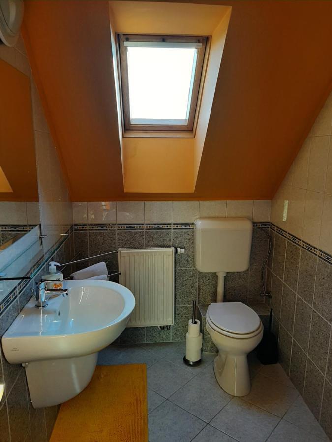 Kondics Apartmanhaz Sárvár Dış mekan fotoğraf