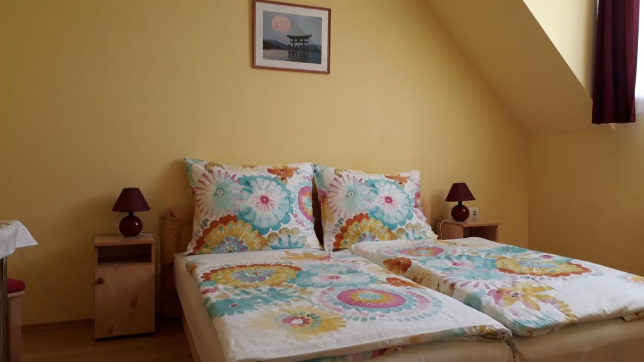 Kondics Apartmanhaz Sárvár Dış mekan fotoğraf