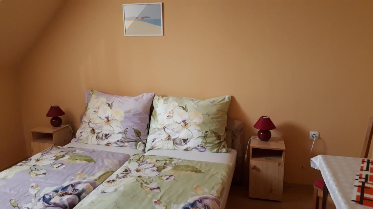 Kondics Apartmanhaz Sárvár Dış mekan fotoğraf