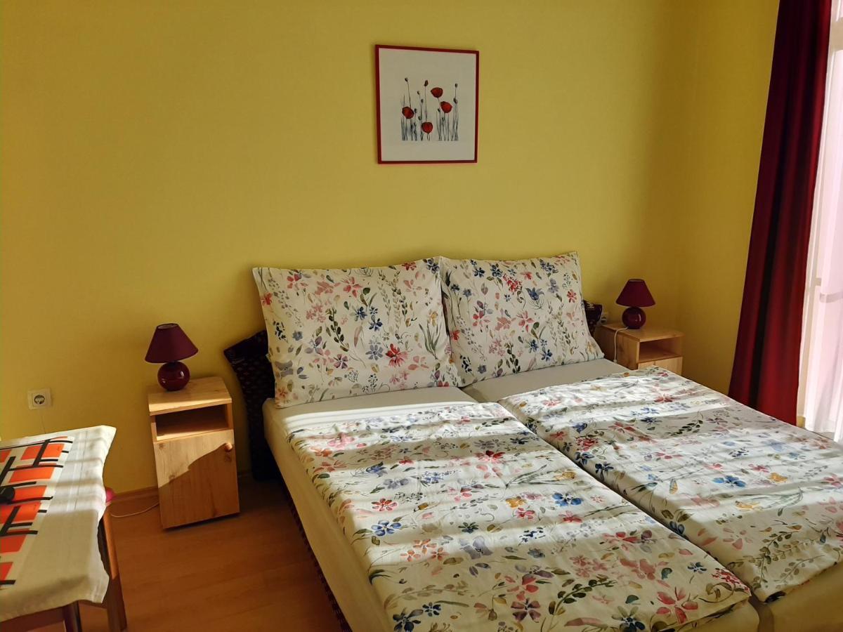 Kondics Apartmanhaz Sárvár Dış mekan fotoğraf